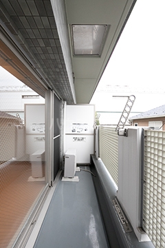 14/28 バルコニー