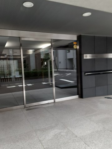 2/6 エントランス