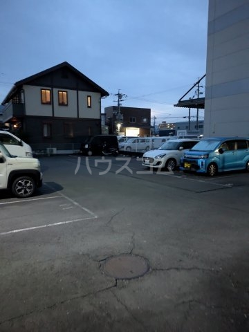 15/16 駐車場