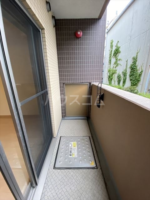 17/28 バルコニー
