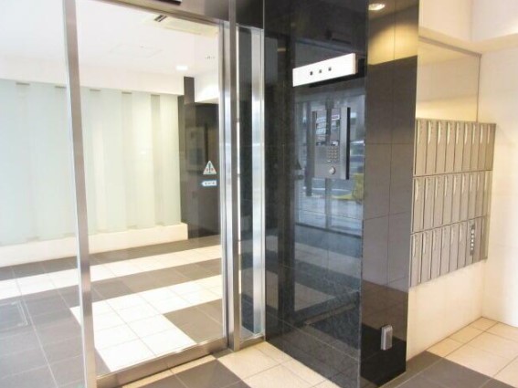 2/10 エントランス