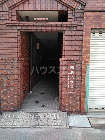 17/25 エントランス