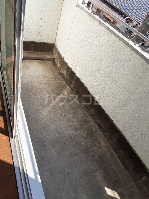 17/22 バルコニー