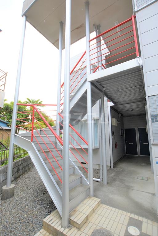 2/3 エントランス