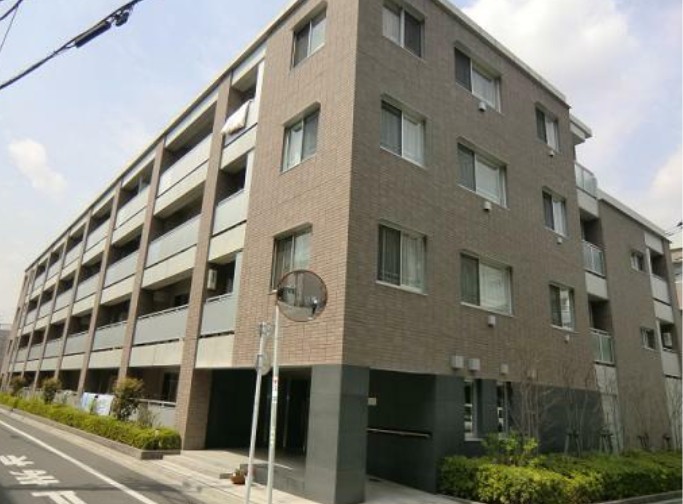 16/26 エントランス