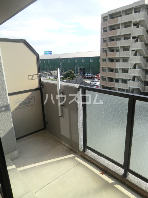 21/30 バルコニー