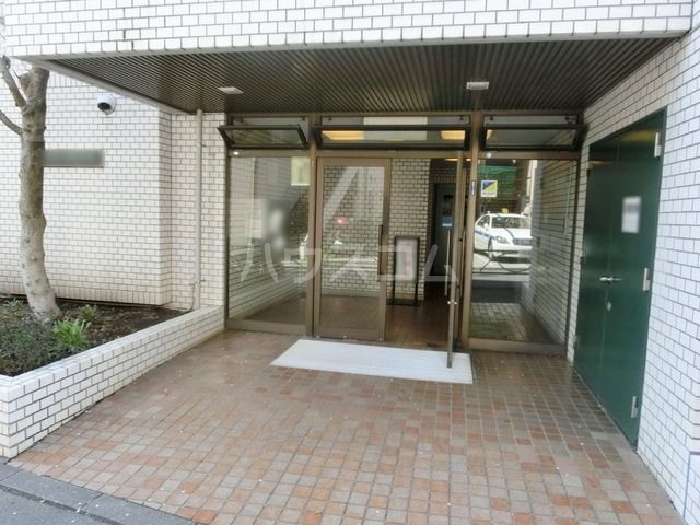 2/11 エントランス