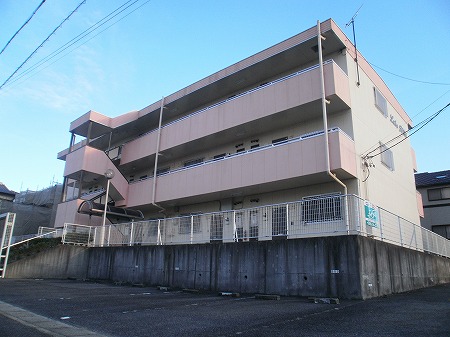 27/30 駐車場