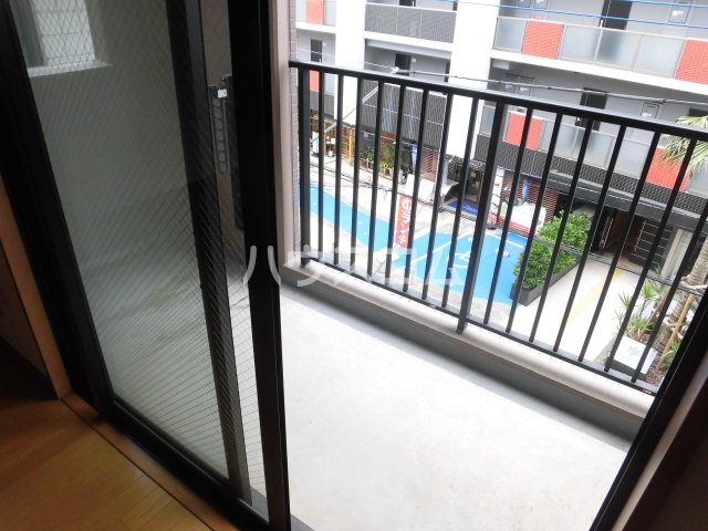 20/27 バルコニー