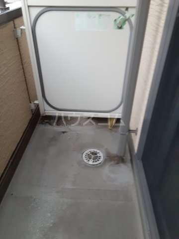 14/28 バルコニー