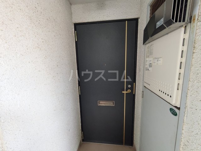 13/30 玄関