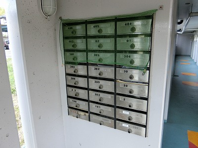 21/30 エントランス