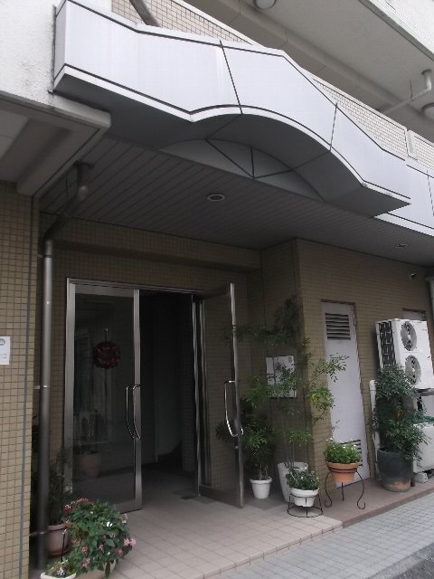 21/24 エントランス