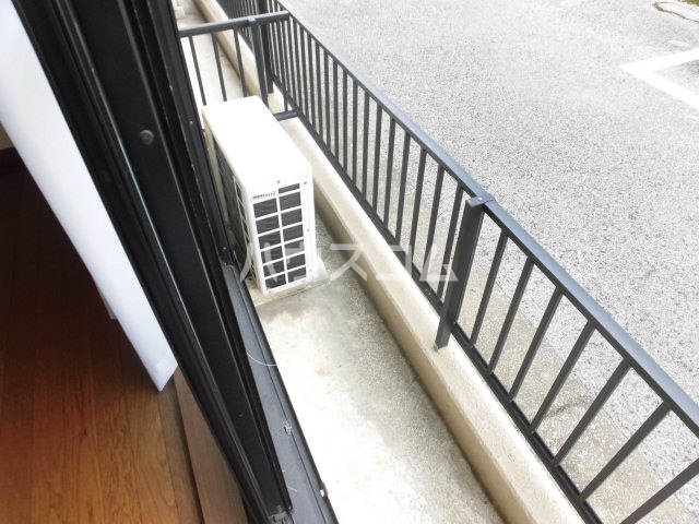 13/22 バルコニー