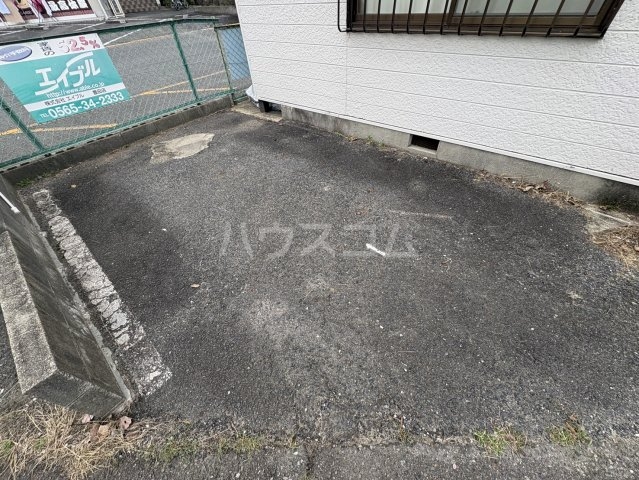 24/30 駐車場