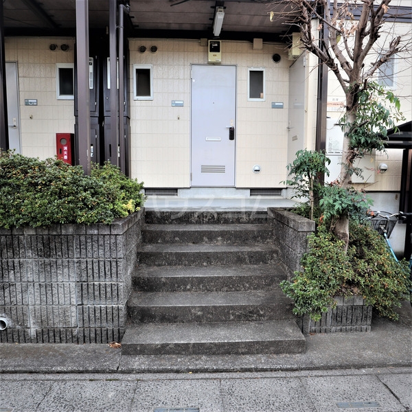 15/20 エントランス