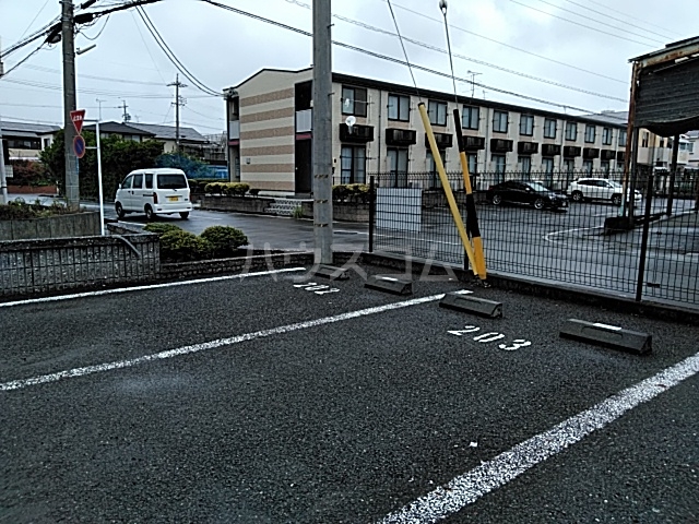 17/19 駐車場