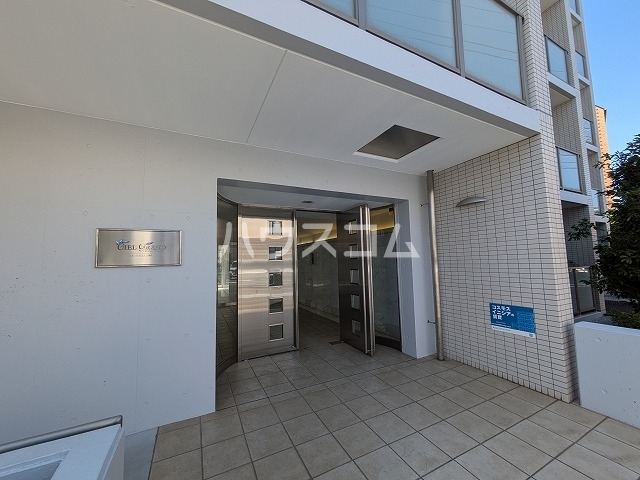 15/22 エントランス