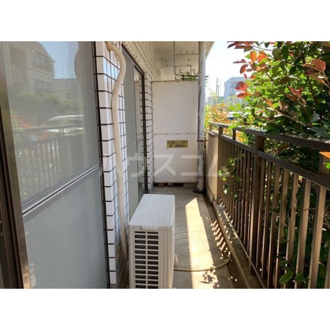 15/28 バルコニー