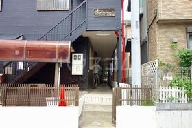 14/19 エントランス