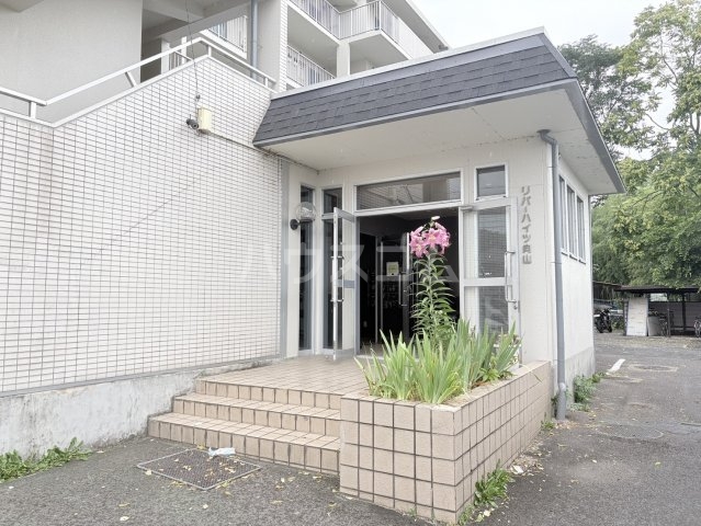 2/8 エントランス
