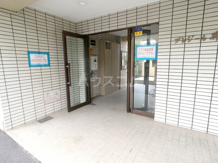 16/24 エントランス