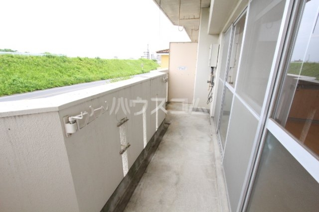 17/27 バルコニー