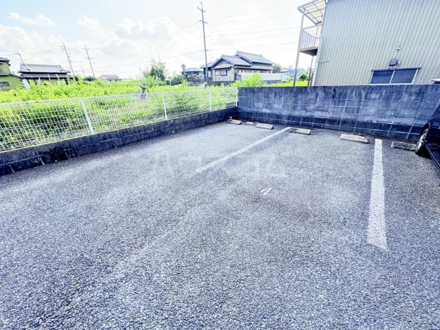 26/30 駐車場