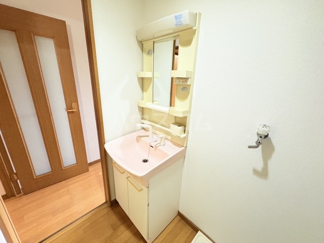 15/30 洗面
