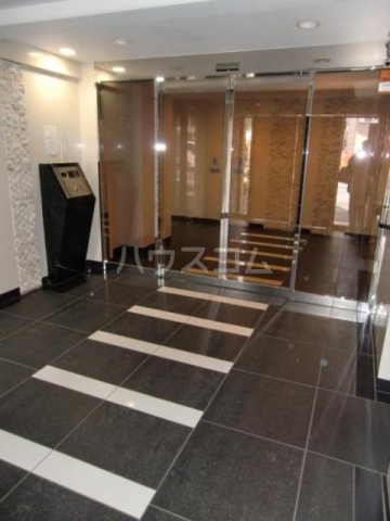 29/30 エントランス