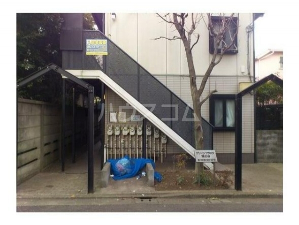 2/4 エントランス