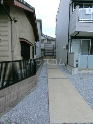 14/20 エントランス
