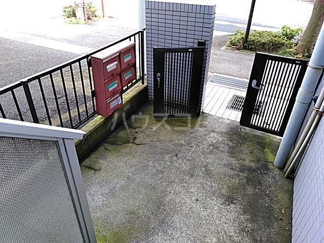 2/6 エントランス