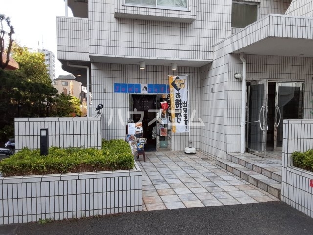 3/5 エントランス
