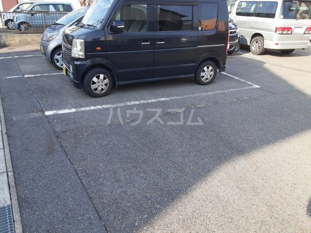 2/10 駐車場