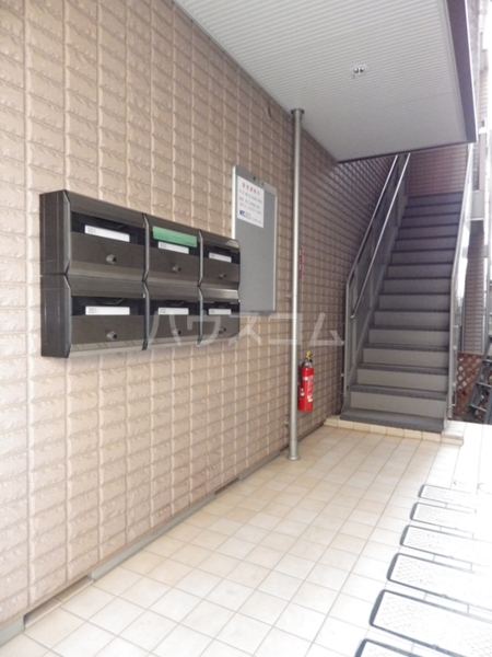 4/4 エントランス