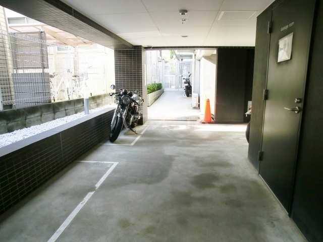 4/6 駐車場