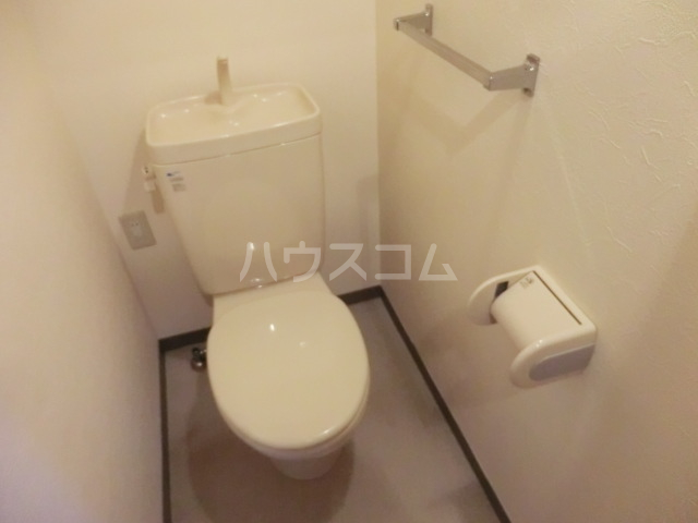 20/30 トイレ