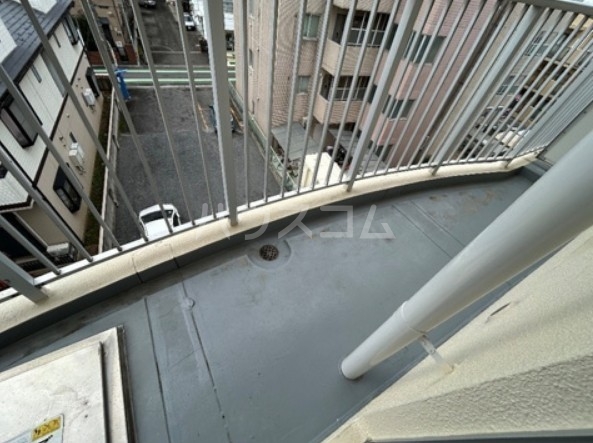 18/26 バルコニー