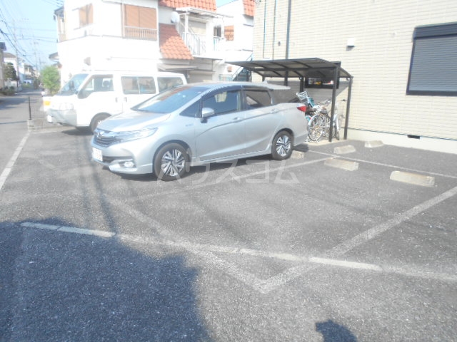 22/30 駐車場
