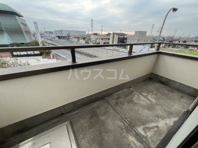 20/30 バルコニー