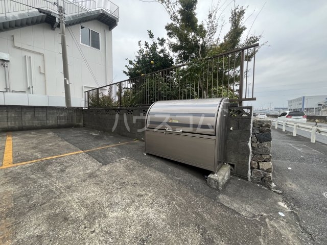 28/30 駐車場