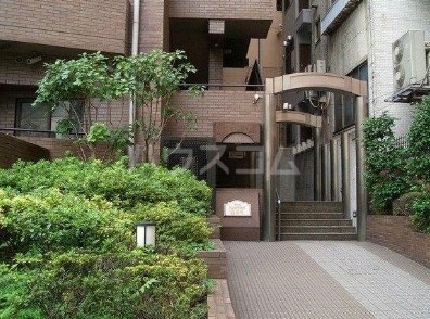 13/20 エントランス