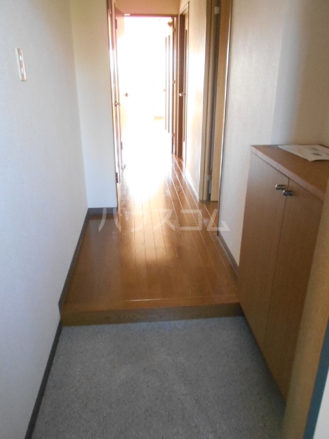 7/24 玄関