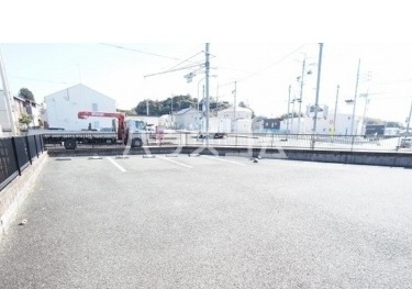 15/18 駐車場