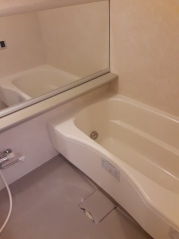 13/30 浴室