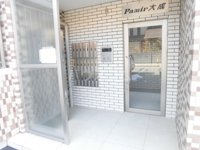 16/22 エントランス