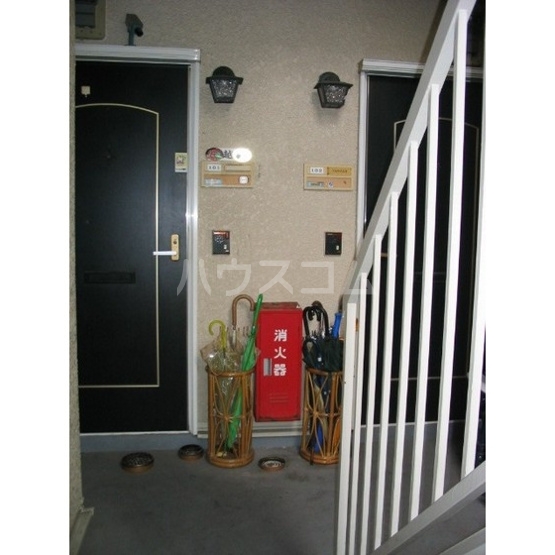 21/28 エントランス