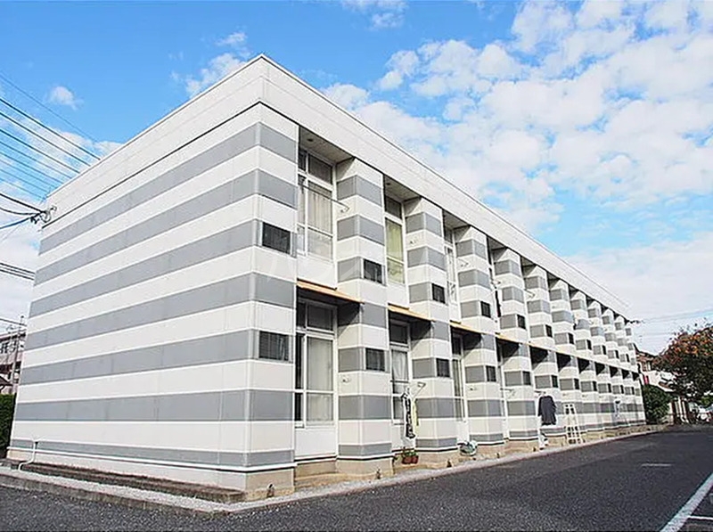 24/30 エントランス