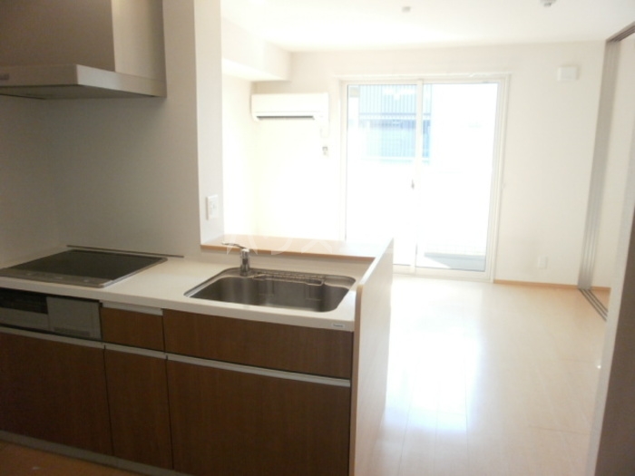 14/28 バルコニー